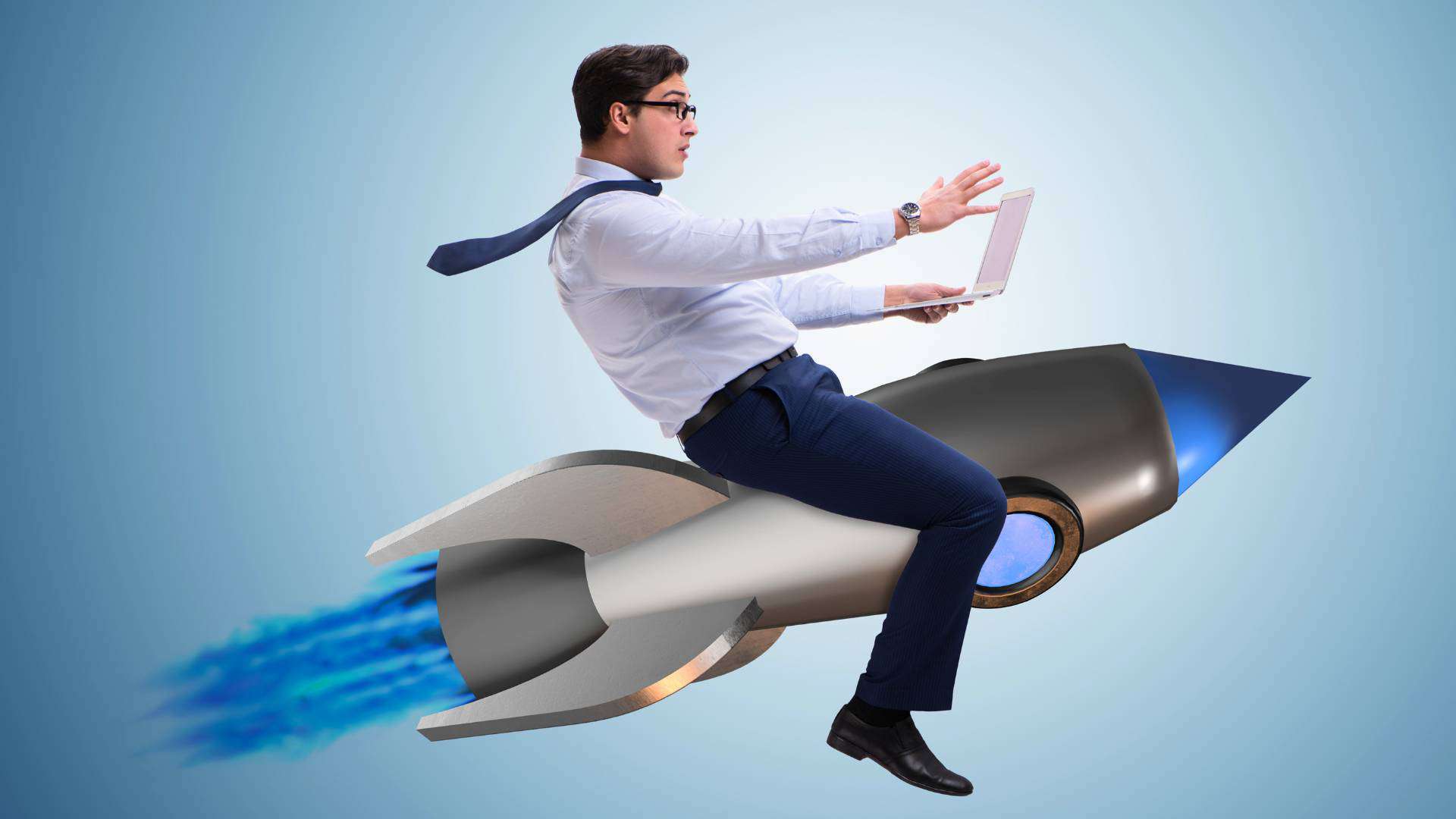 Crédit en Ligne Belgique : Réponse Immédiate Garantie : homme sur une fusée